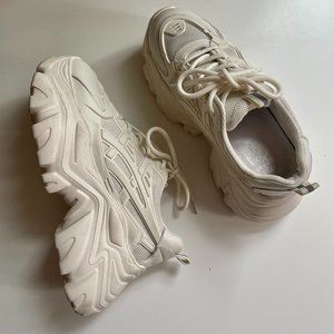 Paltform Sneakers